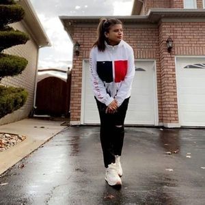 Meet your Posher, Neeraj